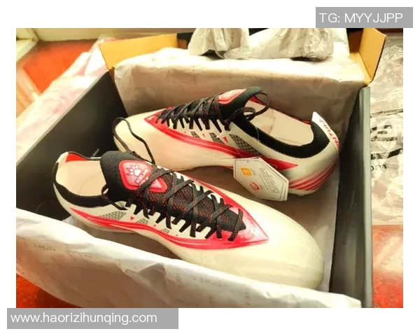 女生必备足球明星鞋子推荐时尚与舒适兼具的完美选择 女生必备足球明星鞋子推荐时尚与舒适兼具的完美选择