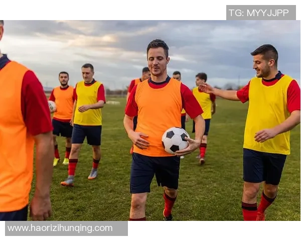 白人足球明星帅气瞬间大合集展现运动魅力与风采 白人足球明星帅气瞬间大合集展现运动魅力与风采